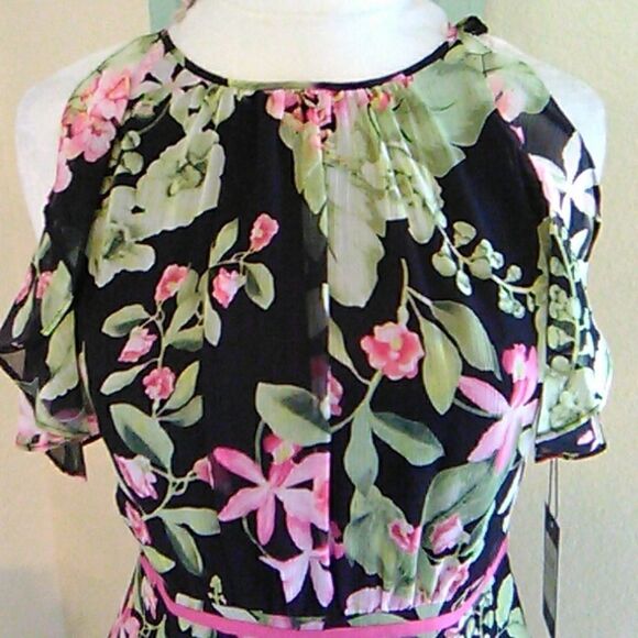 NWT Tommy Hilfiger Dark Floral Dresd - Picture 3 of 16